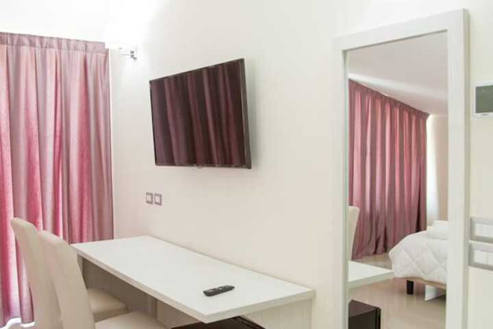 Room 22 of 62