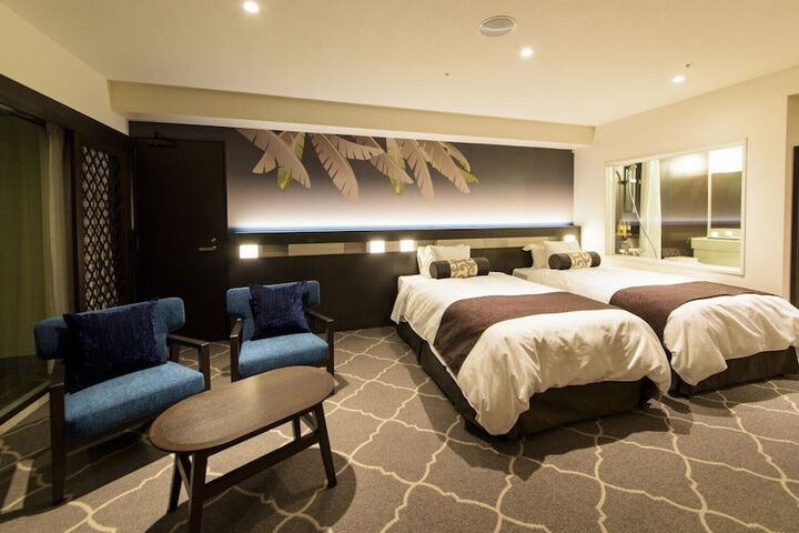 Room 26 of 142