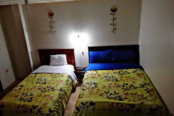 Room 5 of 51