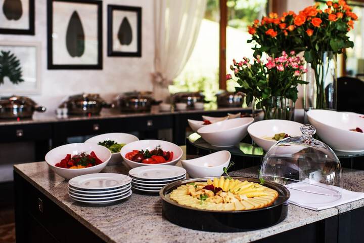 Dining 113 of 164