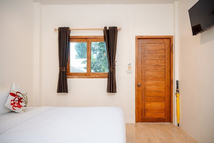 Room 20 of 170