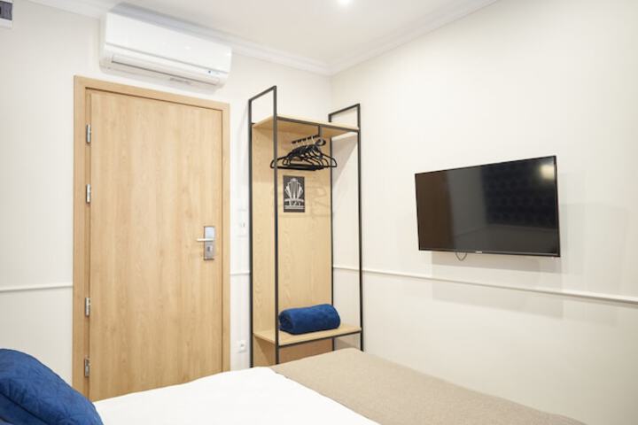 Room 18 of 73