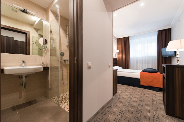Room 13 of 55