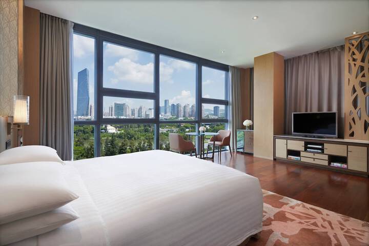 Room 10 of 51