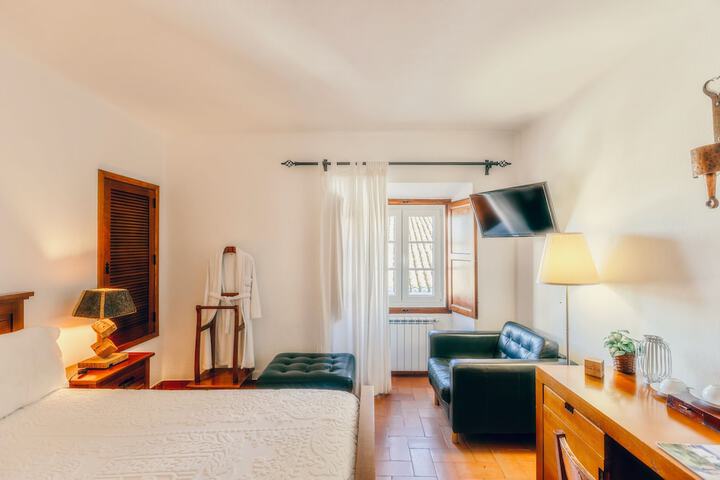 Room 19 of 84