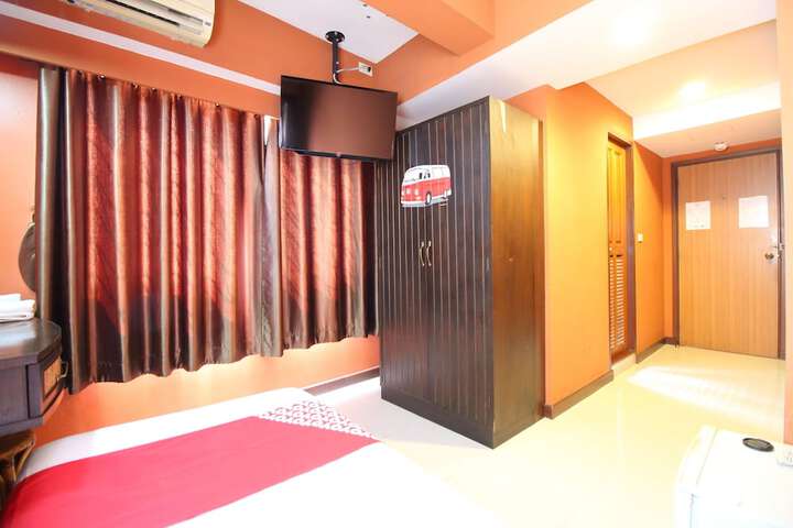 Room 13 of 56