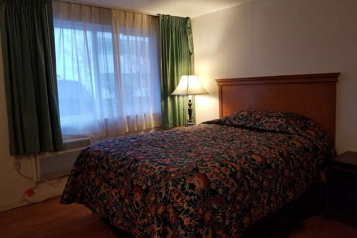 Room 7 of 22