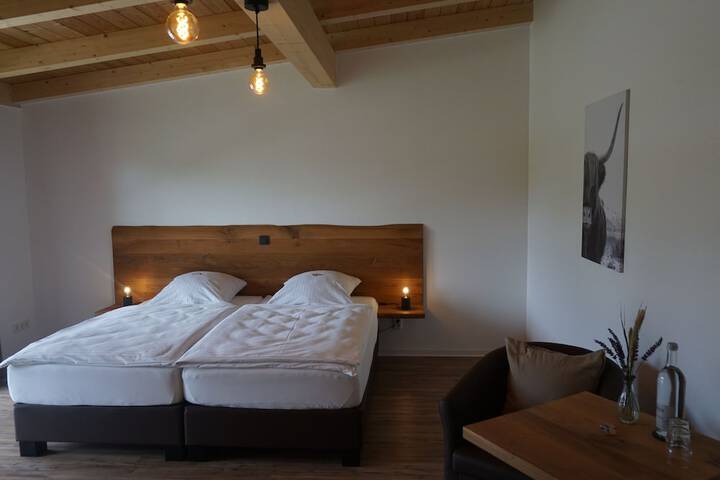 Room 7 of 43