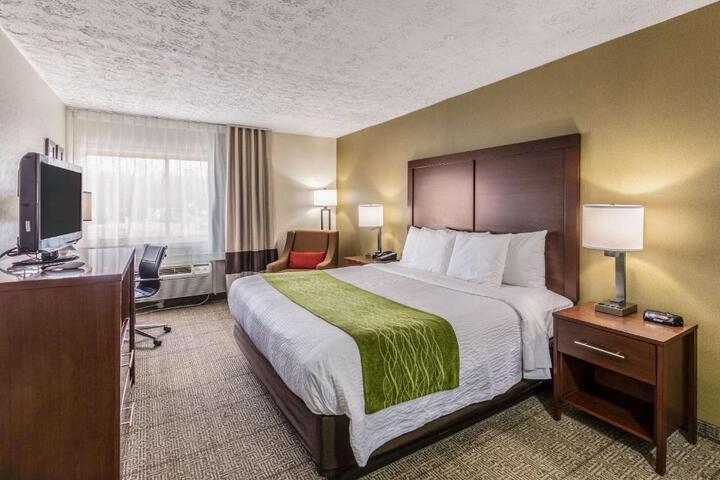 1 King Bed Upgrade (13 of 13)