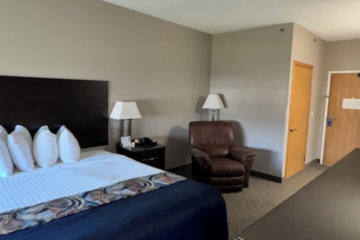 Room 19 of 42