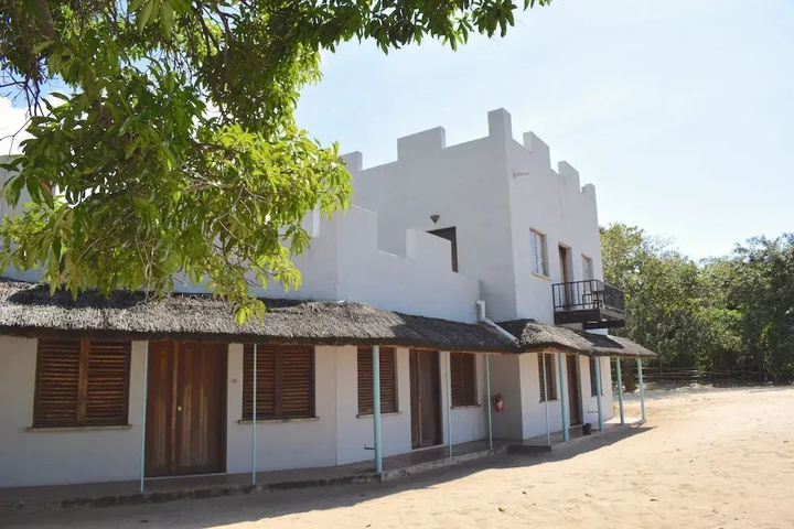 Kachere Kastle