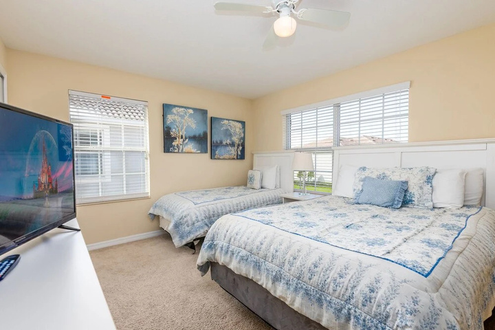 Room 2 of 17