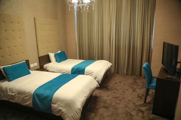Room 7 of 20