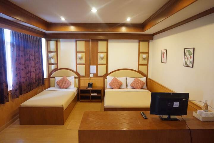 Room 6 of 29