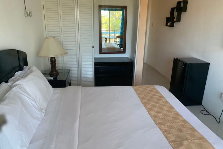 Room 30 of 95