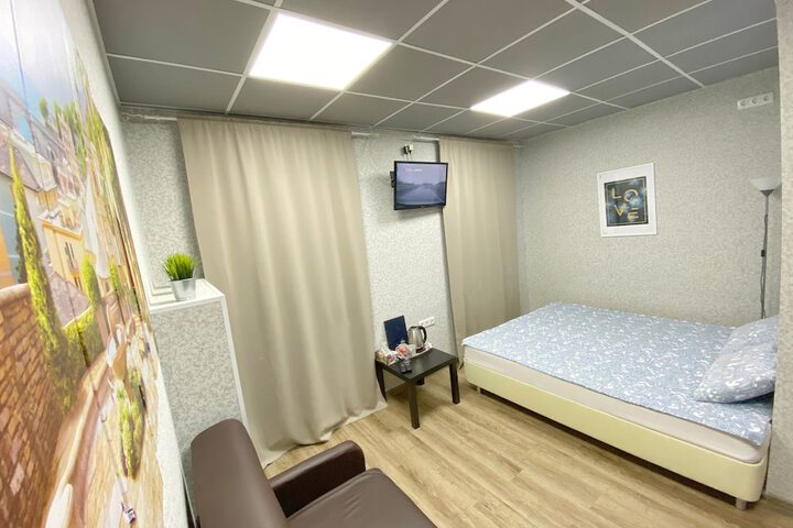Room 7 of 19