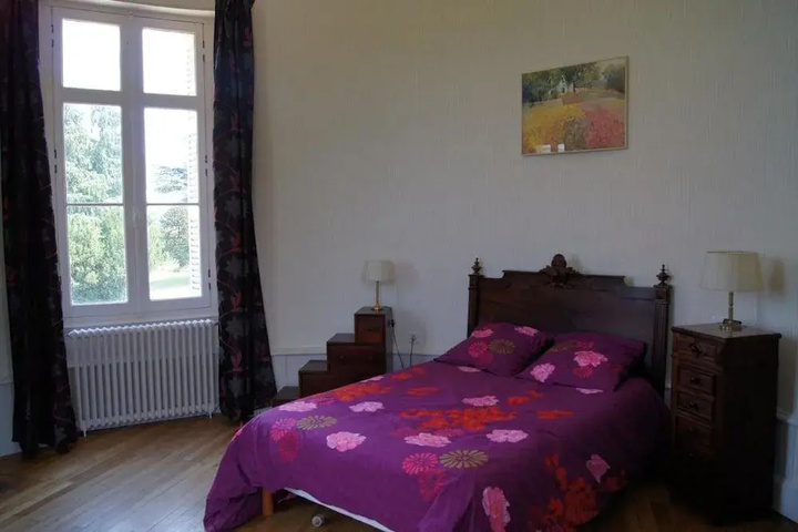 Room 5 of 13