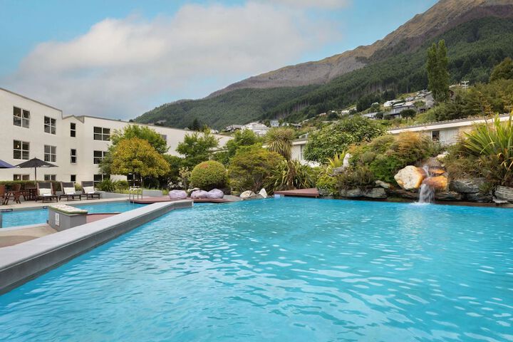 Pools & Facilities