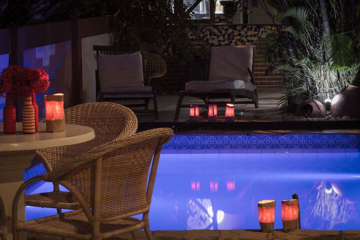 Pool Hotel