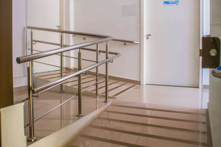 Business Center 37 of 41