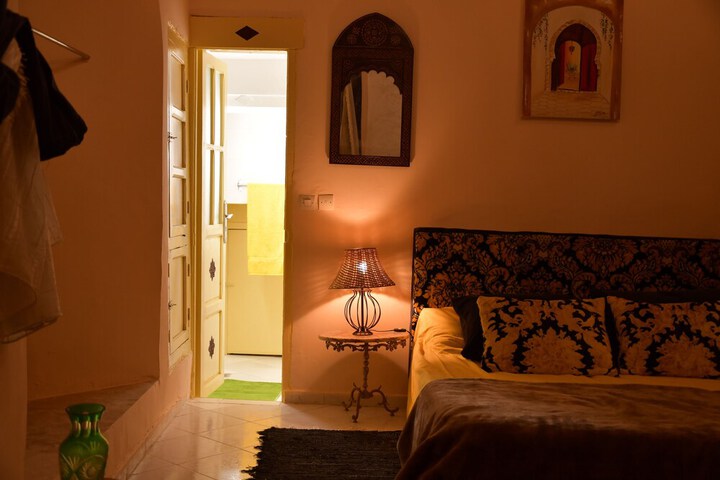 Room 14 of 52