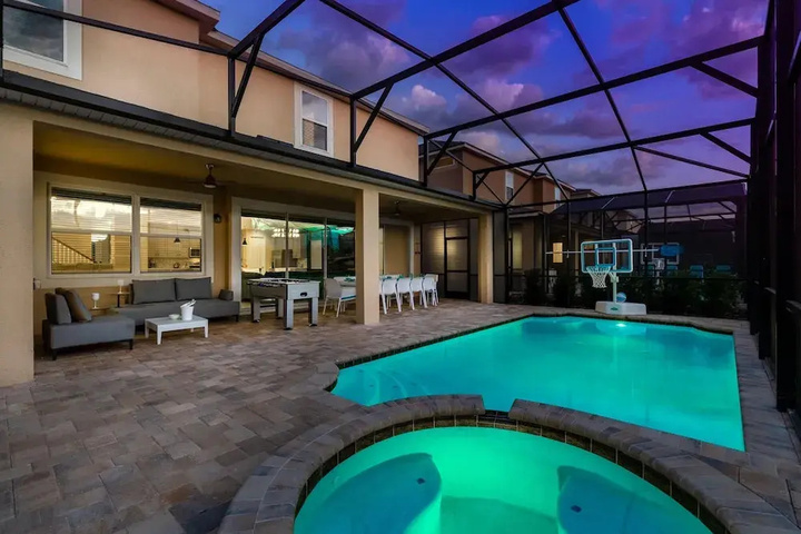 Pool 17 of 31