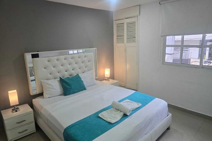 Room 6 of 15