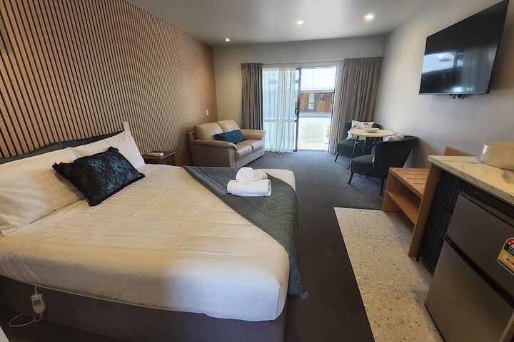 Room 32 of 56