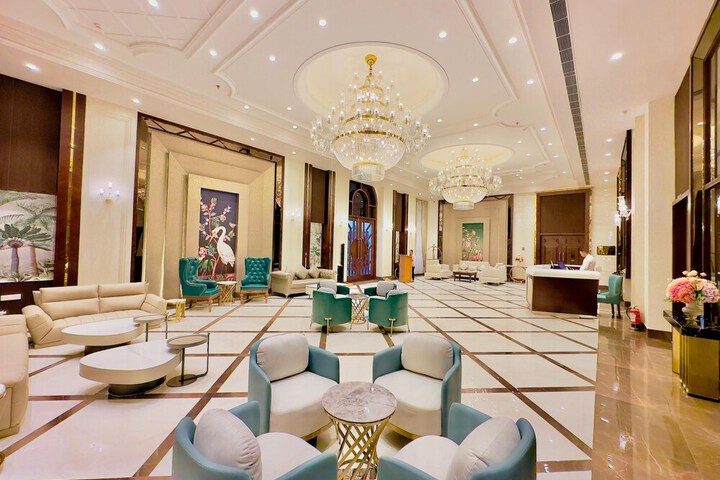 Hotel Interior 11 of 46