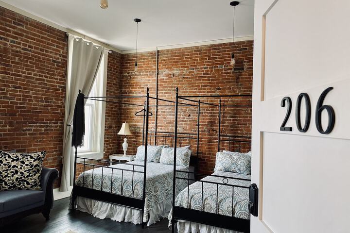 Luxury Studio Double Bed Accessible (10 of 24)