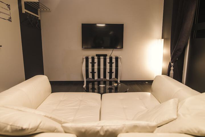 Room 72 of 161
