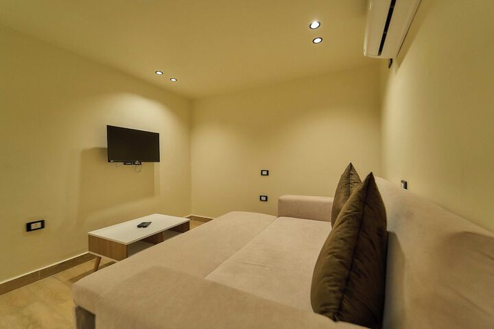 Room 89 of 174