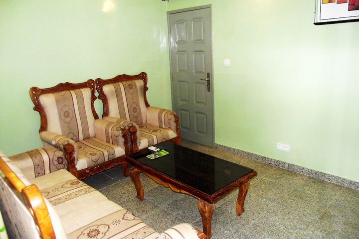 Room 15 of 28