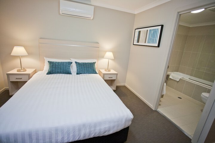 Room 2 of 47