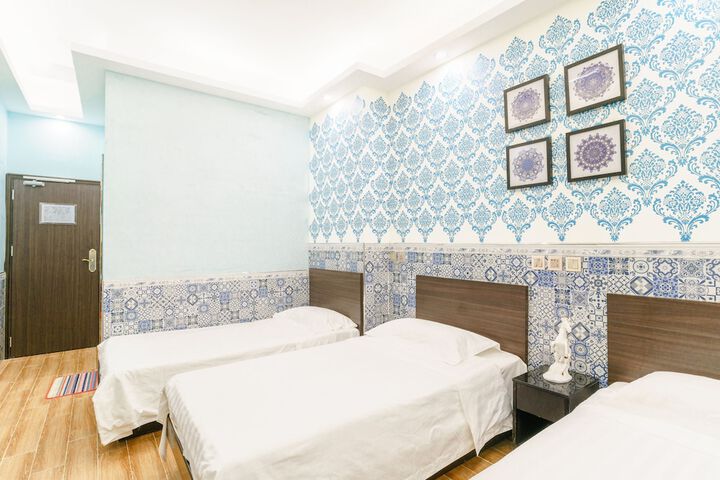 Room 7 of 22