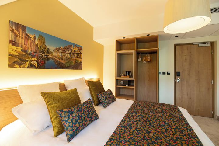 Room 19 of 51