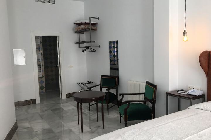 Room 9 of 74