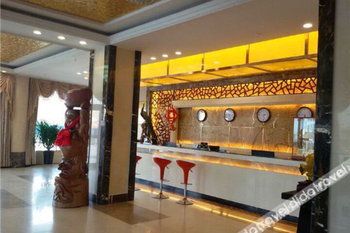 Hotel Interior 10 of 34