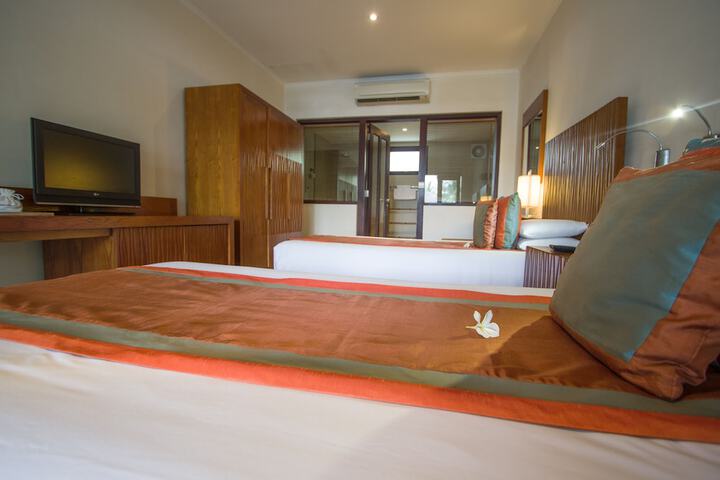 Room 14 of 87