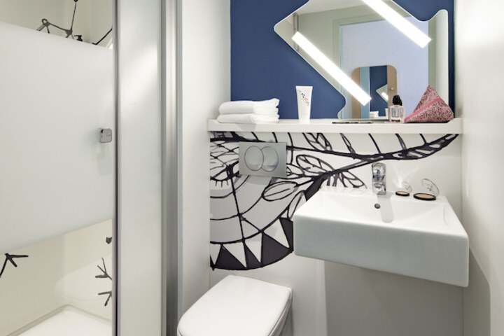 Clean Restrooms