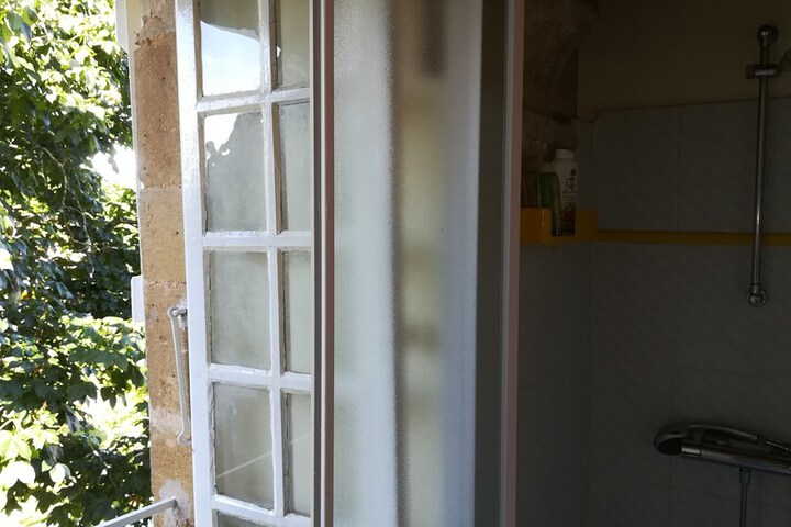 Room 14 of 42