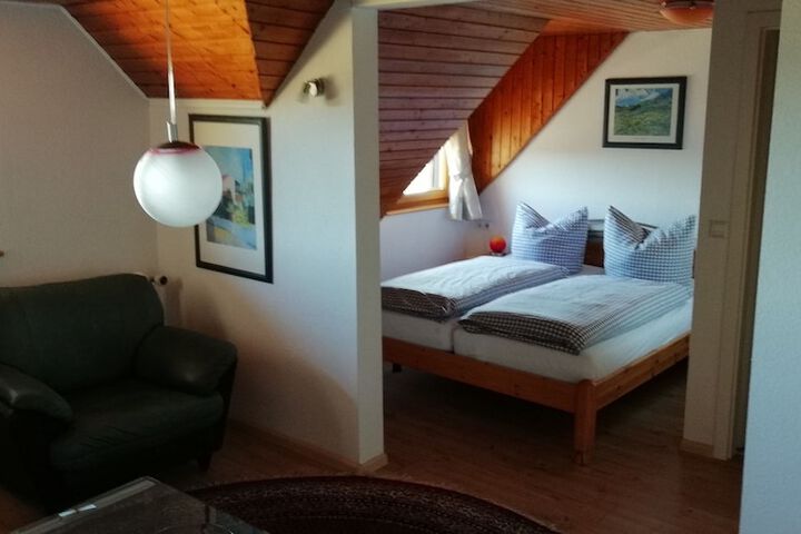 Room 4 of 39