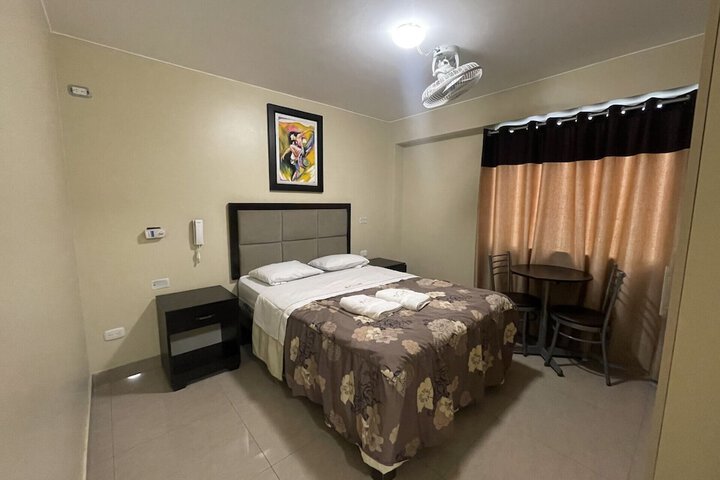Room 2 of 5