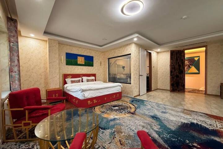Room 7 of 22