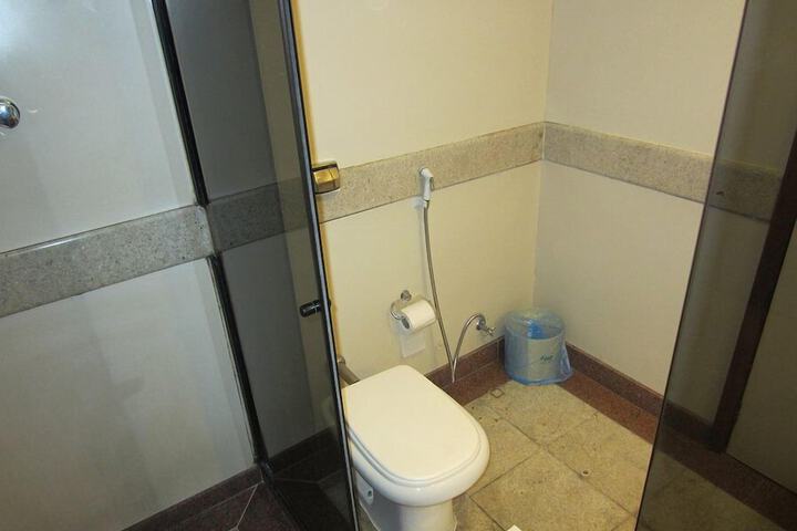 Room 31 of 43