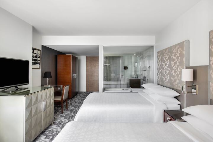 Room 10 of 87