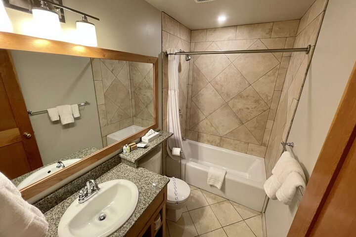 Room 40 of 60