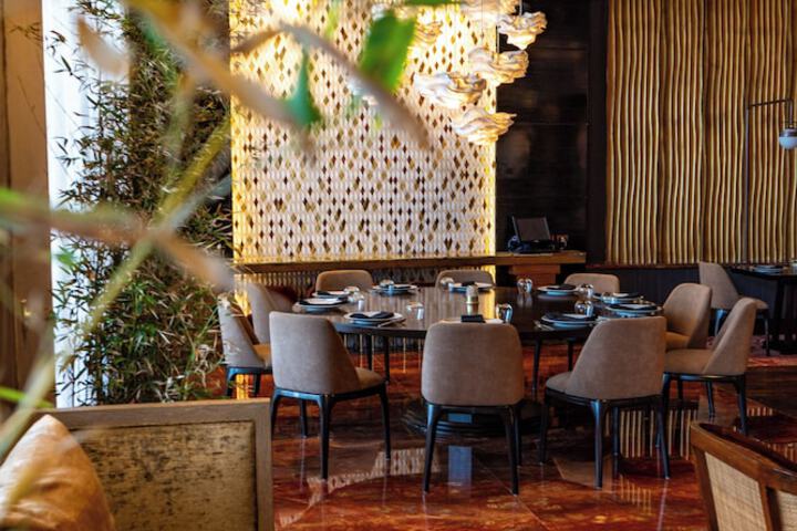 Dining 66 of 103