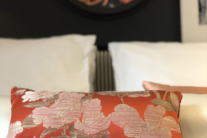 Room 2 of 51