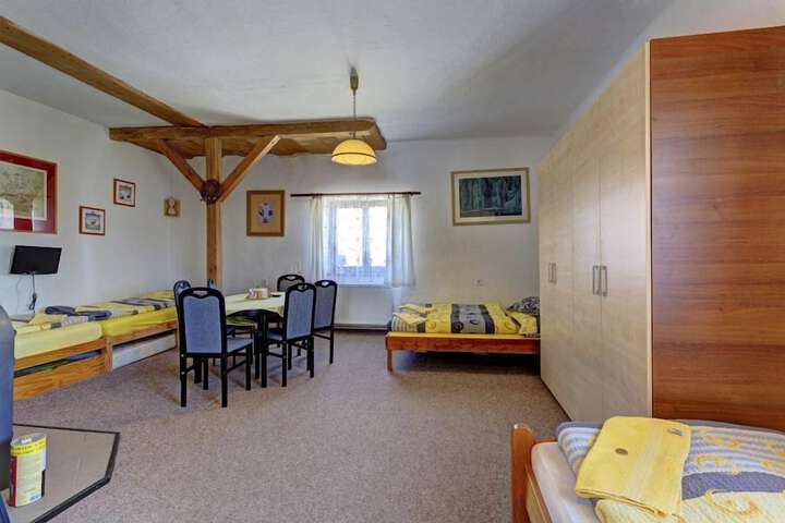 Room 14 of 41